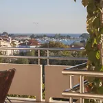 아파트 Ceja Near Sea
