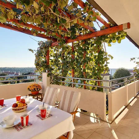 Ceja Near Sea Apartman *