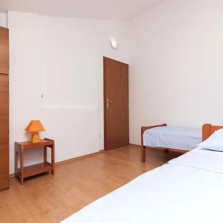 Ceja Near Sea Apartment Medulin