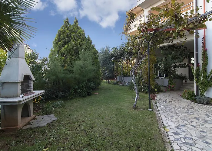 Apartman Ceja Near Sea