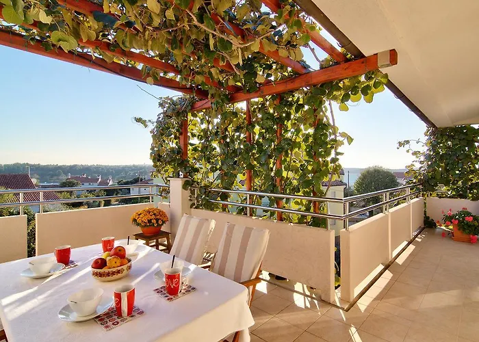 Ceja Near Sea Apartman *