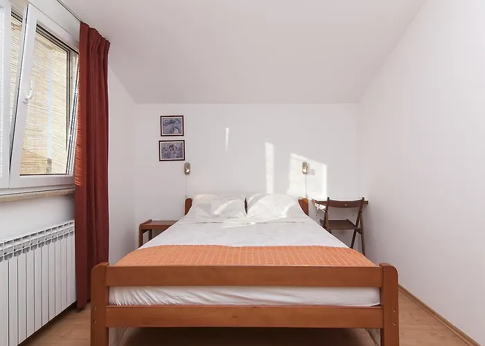 Apartman Ceja Near Sea *
